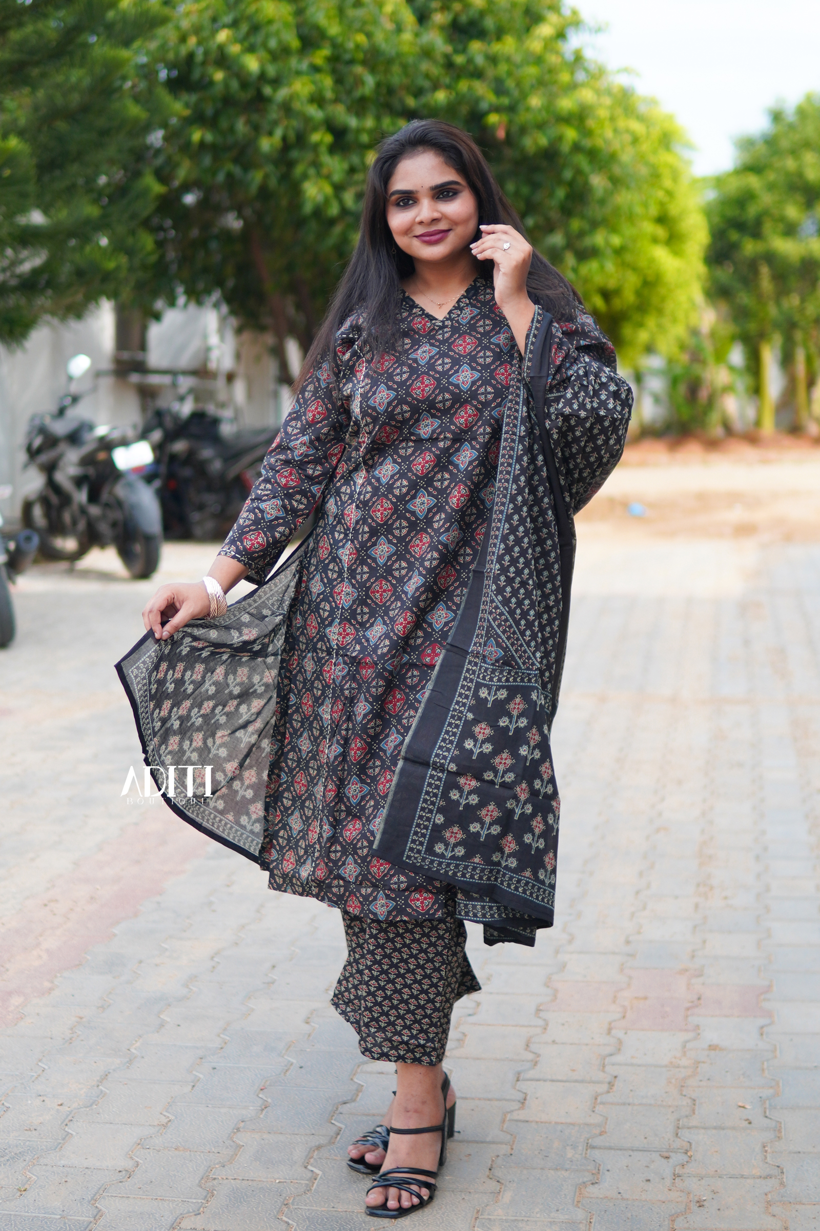 SALWAR RS0089 - View 2