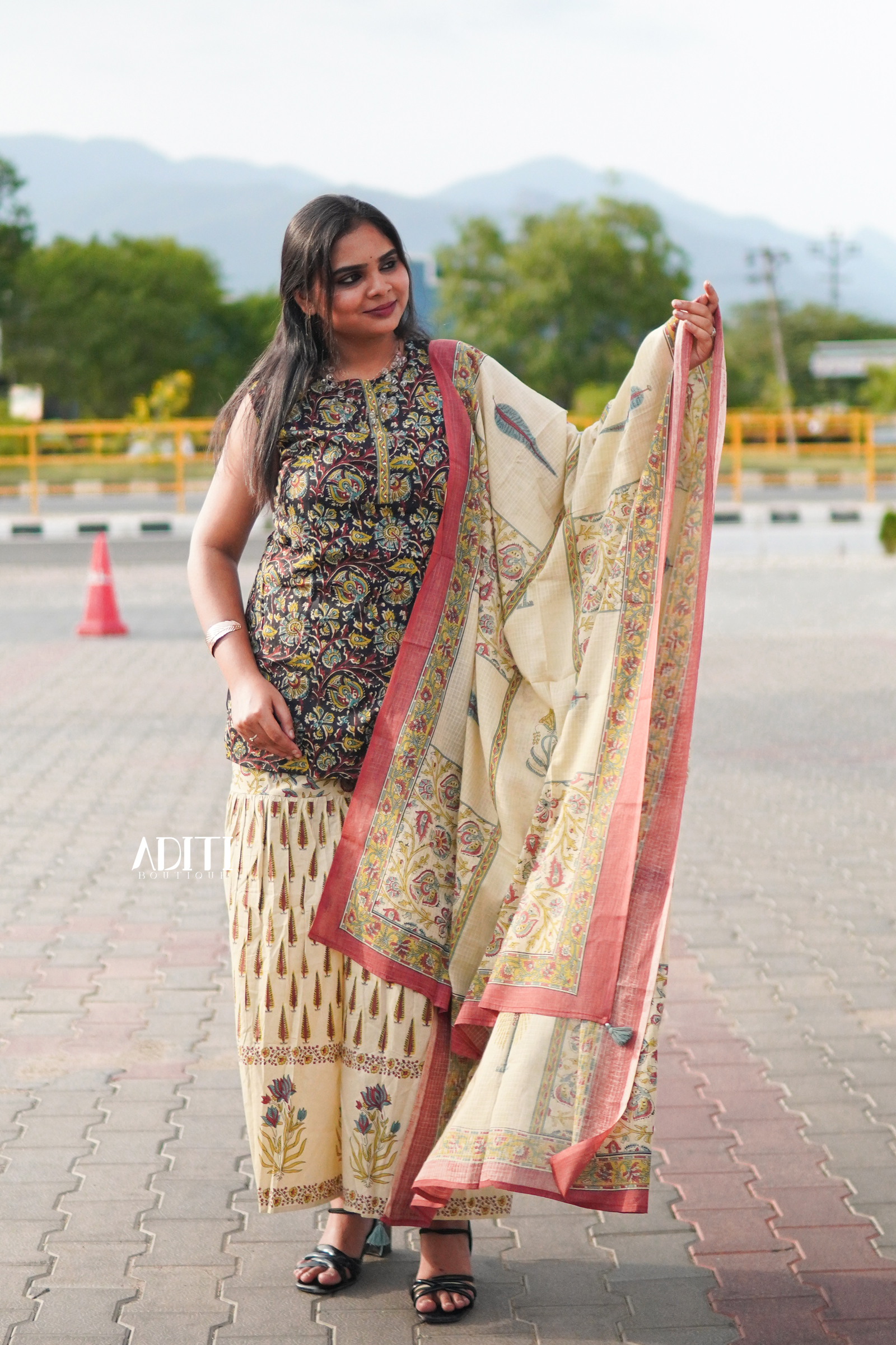 SALWAR RS0091 - View 2